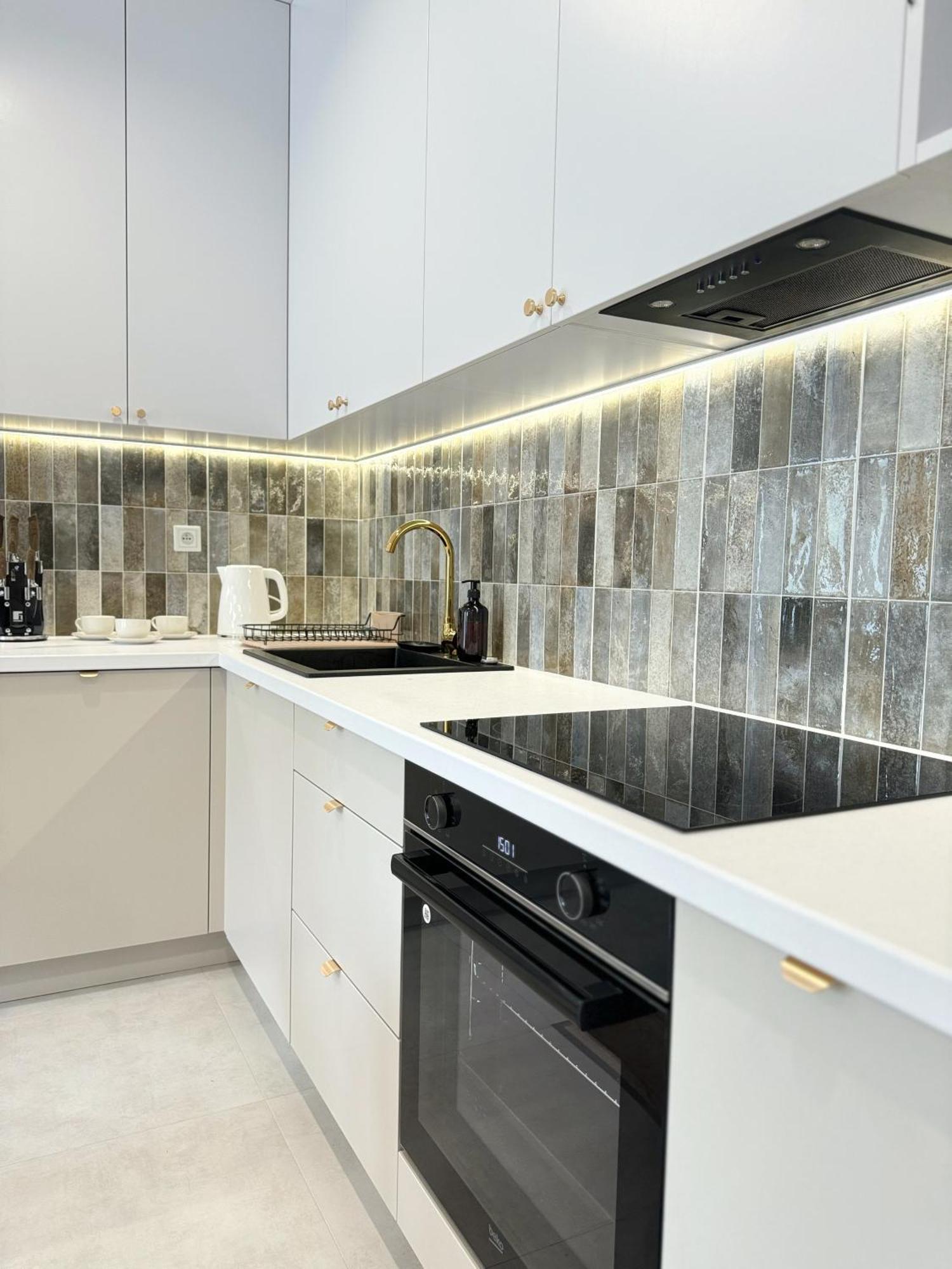 19 Apartament *