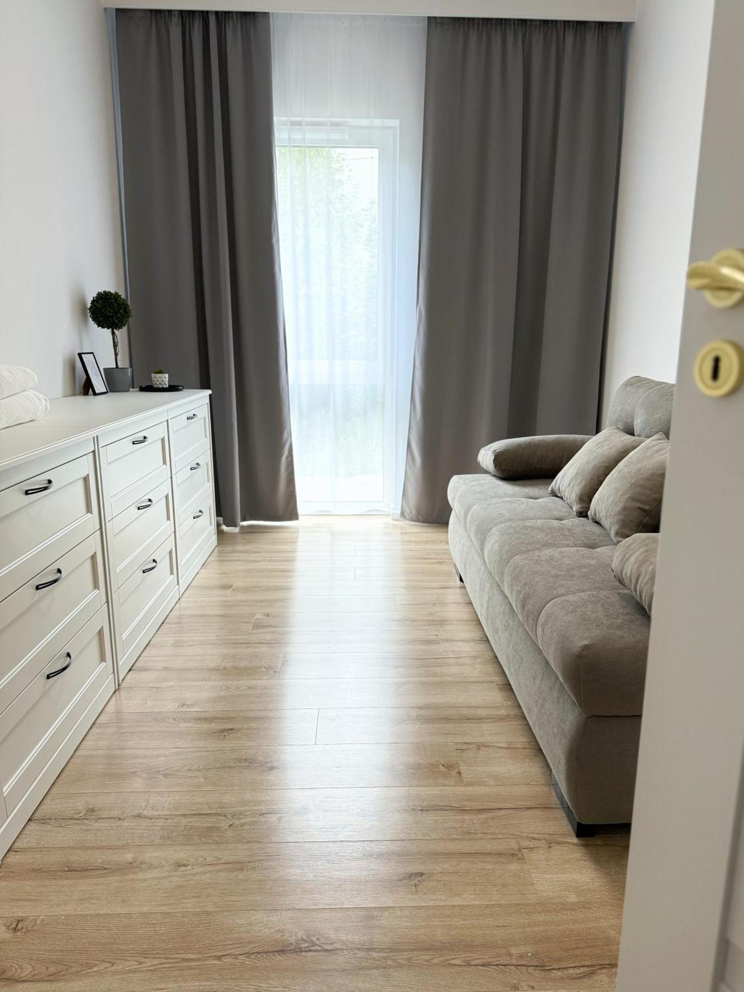 19 Apartament